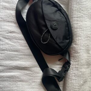 lululemon athletica Black Belt Bag Minimalist Design